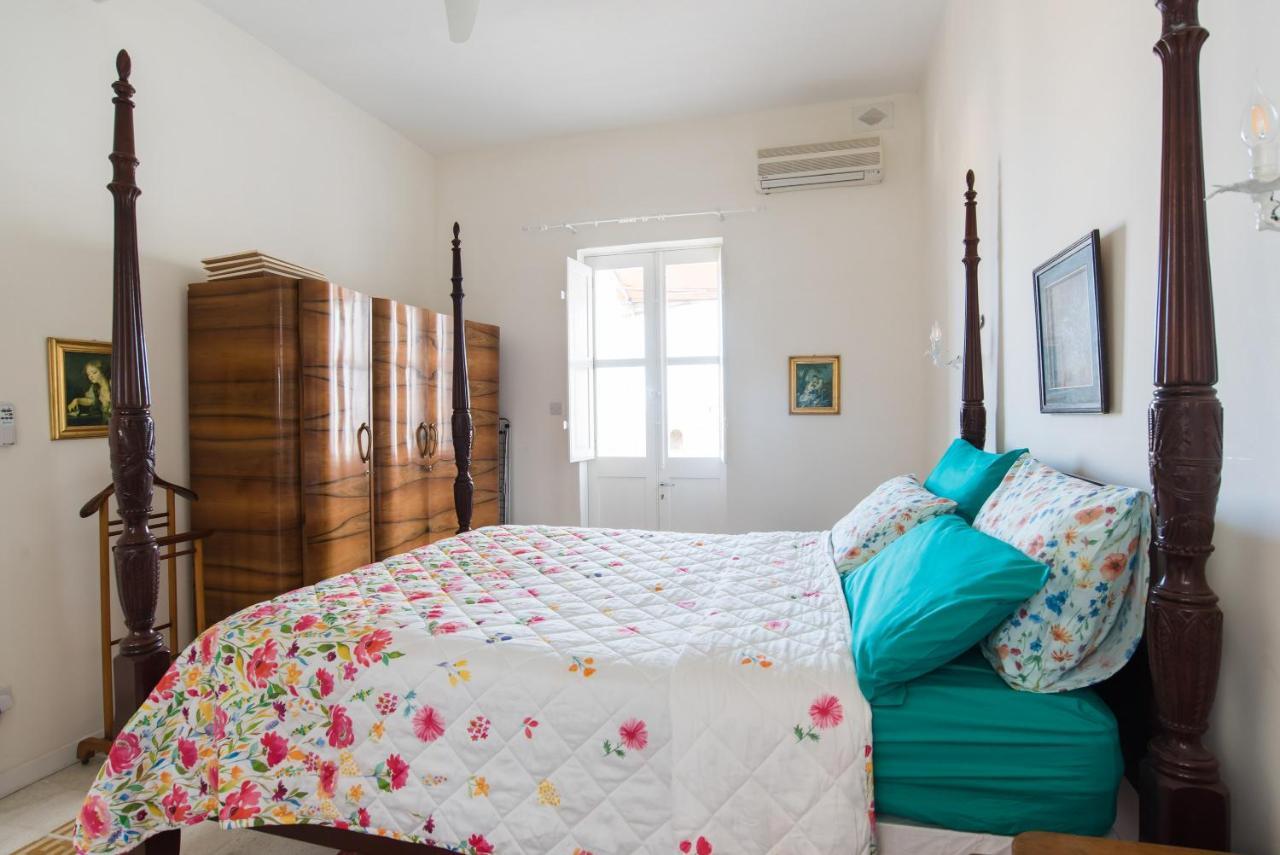 Merkanti Apartments Валета Екстериор снимка